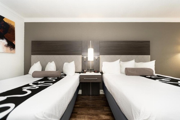 Rodeway Inn San Jose HWY-101 Tully Rd Exit image 22