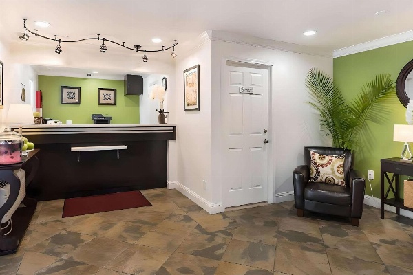 Rodeway Inn San Jose HWY-101 Tully Rd Exit image 4